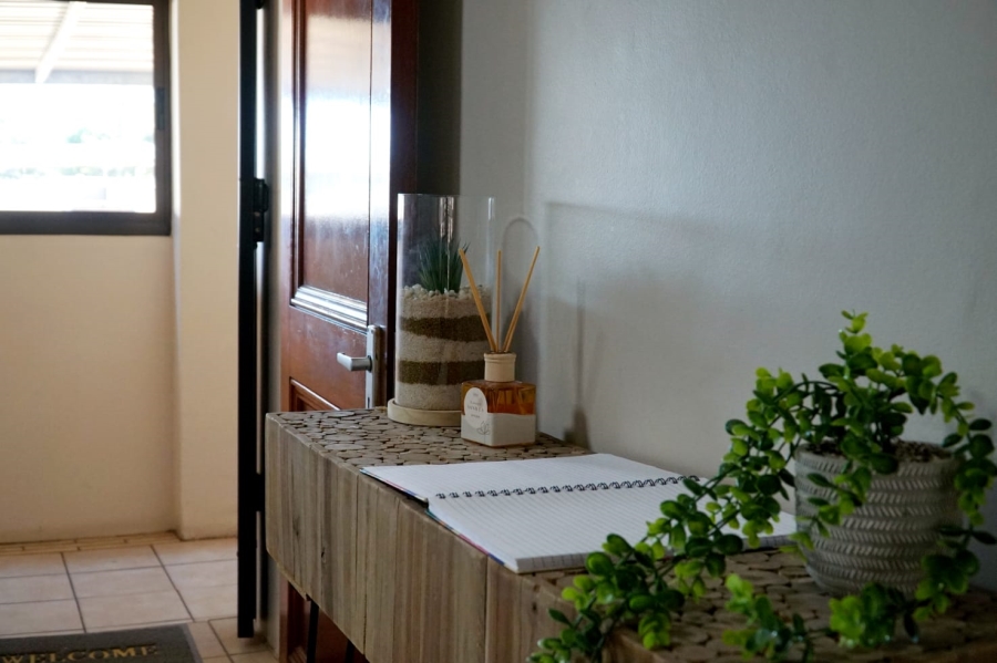 2 Bedroom Property for Sale in Hartenbos Central Western Cape